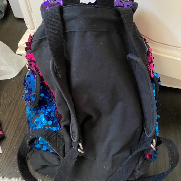 Colorful sequin backpack - Picture 4 of 4